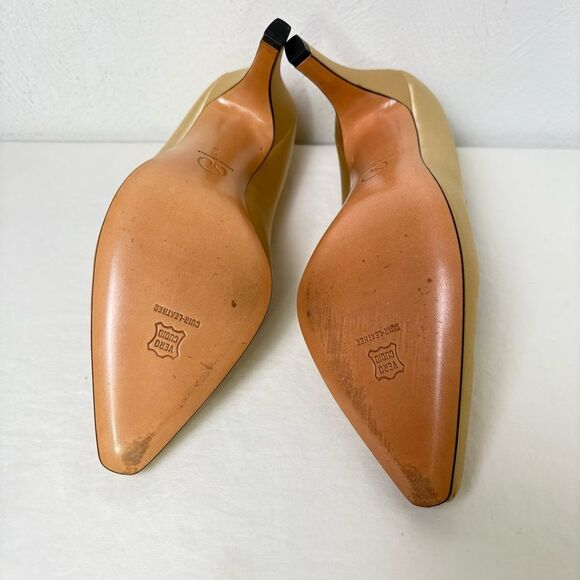 ST. JOHN Modena Marie Satin Rhinestone Heels Pumps Champagne Gold Formal Sz 8 - Picture 7 of 16